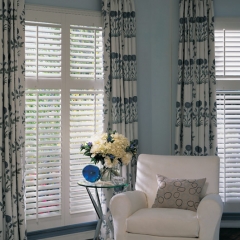 Hunter Douglas NewStyle® Composite Plantation Shutters